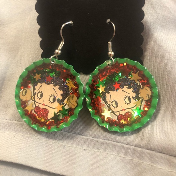 Betty Boop Dangly Earrings - Picture 1 of 2